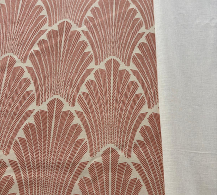PRINTED TABLECLOTH WITH FAKE BROCADE HERRINGBONE.