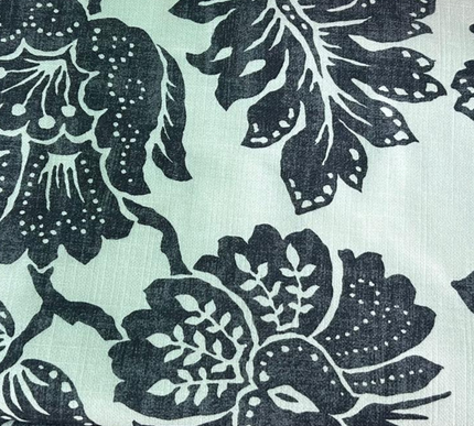 TOALHA DE MESA PRETA/EVID COM ESTAMPA FLORAL FLORESTAL | 130 x 400 cm; 135 x 135 cm