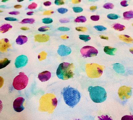 TOALHA DE MESA ESTAMPADA COM GOTAS DE ALEGRIA