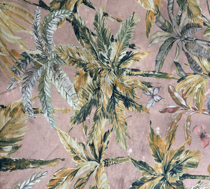 TOALHA DE MESA COM ESTAMPA DE PLANTAS DA SELVA AFRICANA